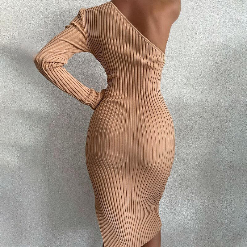 Custom Spring Off Shoulder Long Polyester Sweater Women \'s Clothing Fashion Fashion Solid Color Gebreide diagonale spleet sexy jurk